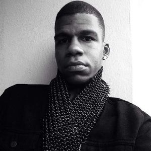 Meet your Posher, Christopher